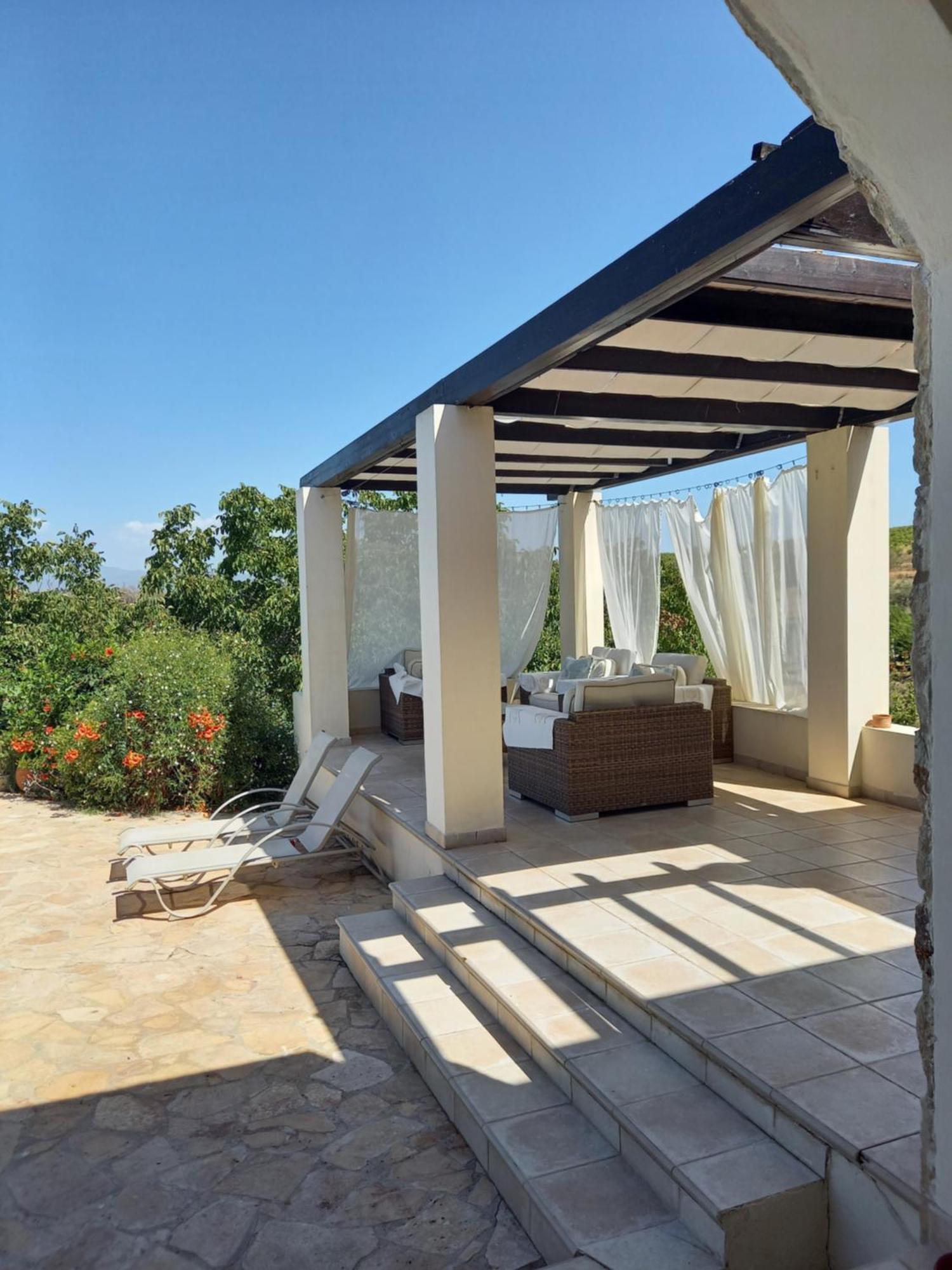 Villa Koumneni Pano Akourdalia المظهر الخارجي الصورة