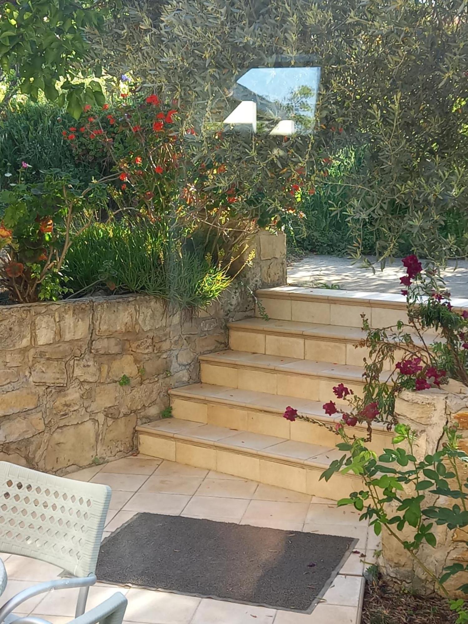 Villa Koumneni Pano Akourdalia المظهر الخارجي الصورة